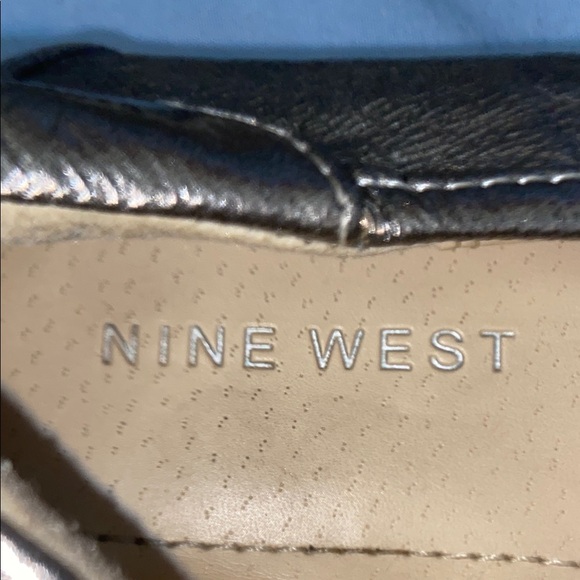 Nine West Silver Flats with Elegant Toe Detail - Picture 3 of 5